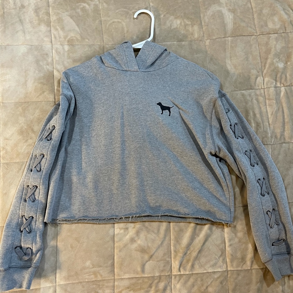 Victoria’s Secret PINK grey cropped sweatshirt S